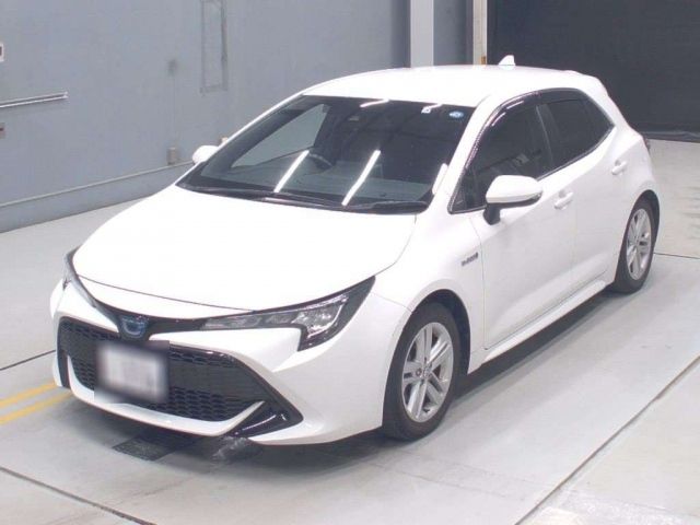 30372 Toyota Corolla sport ZWE211H 2019 г. (CAA Gifu)